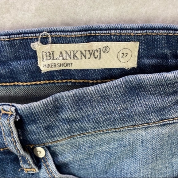 Blank NYC Stretch Medium Wash Denim Embroidered Hiker Short 27 - Picture 6 of 7